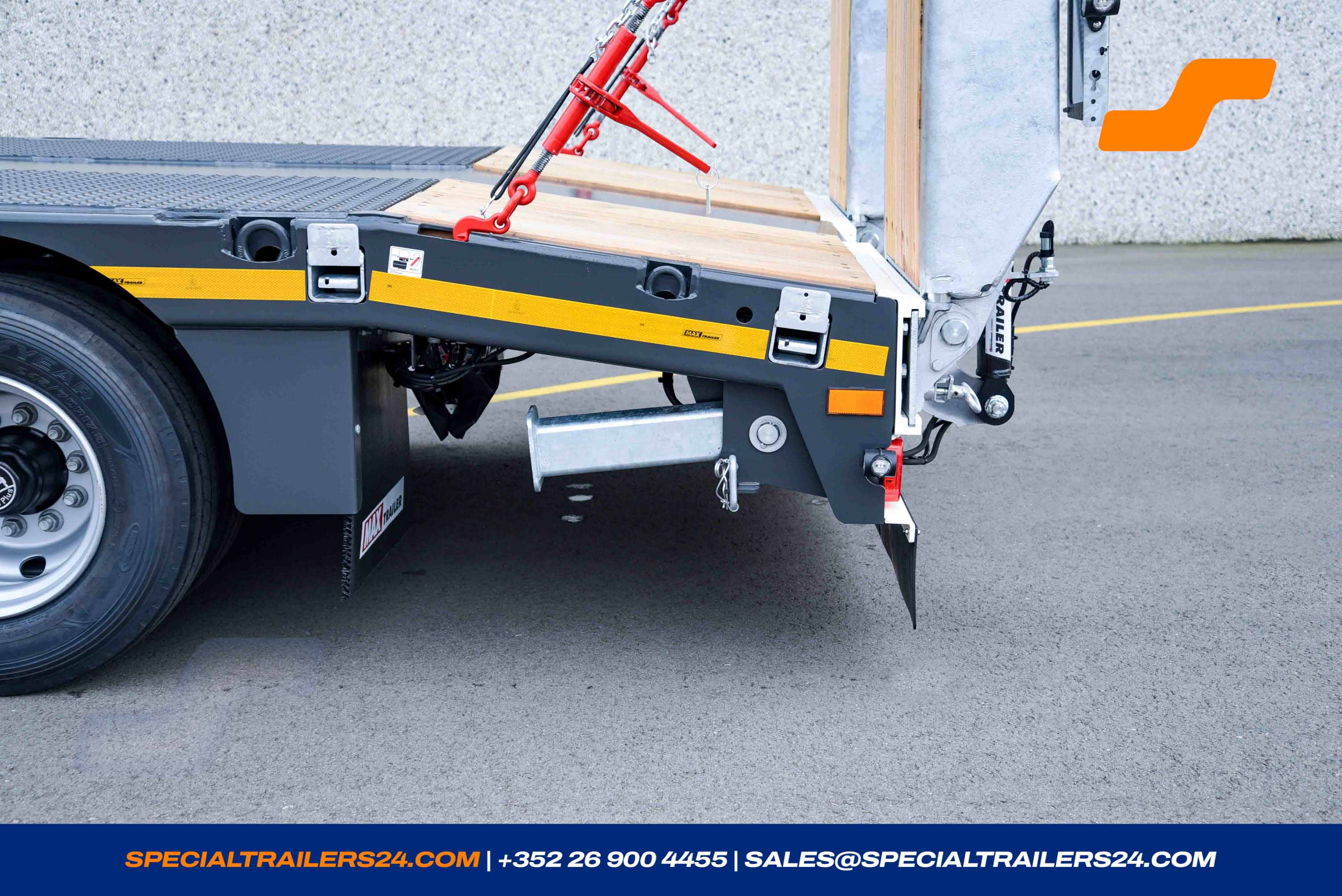 Low loader MAX Trailer MAX110 Vehicle for sale