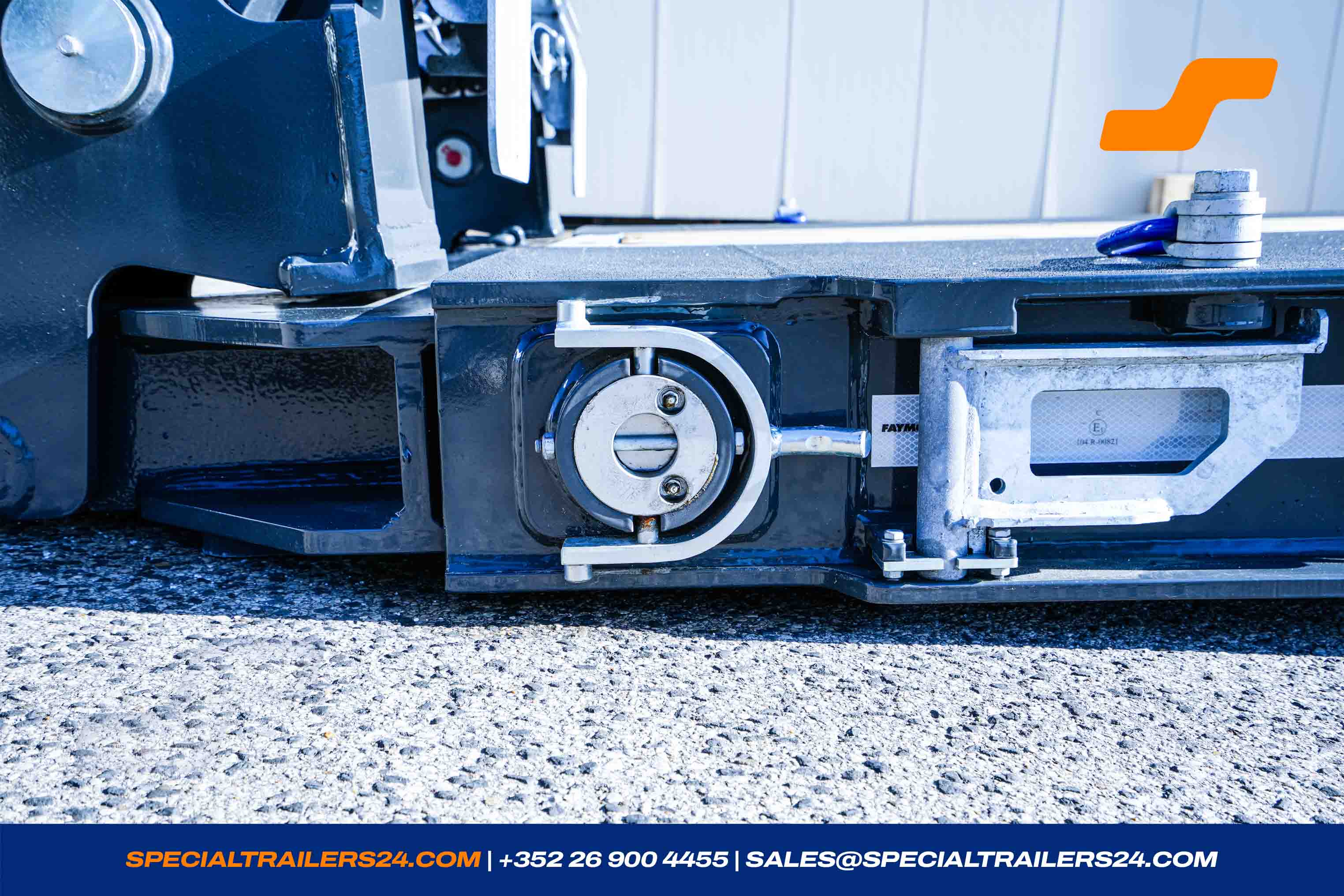 Lowbed trailer Faymonville MegaMAX Vehicle for sale