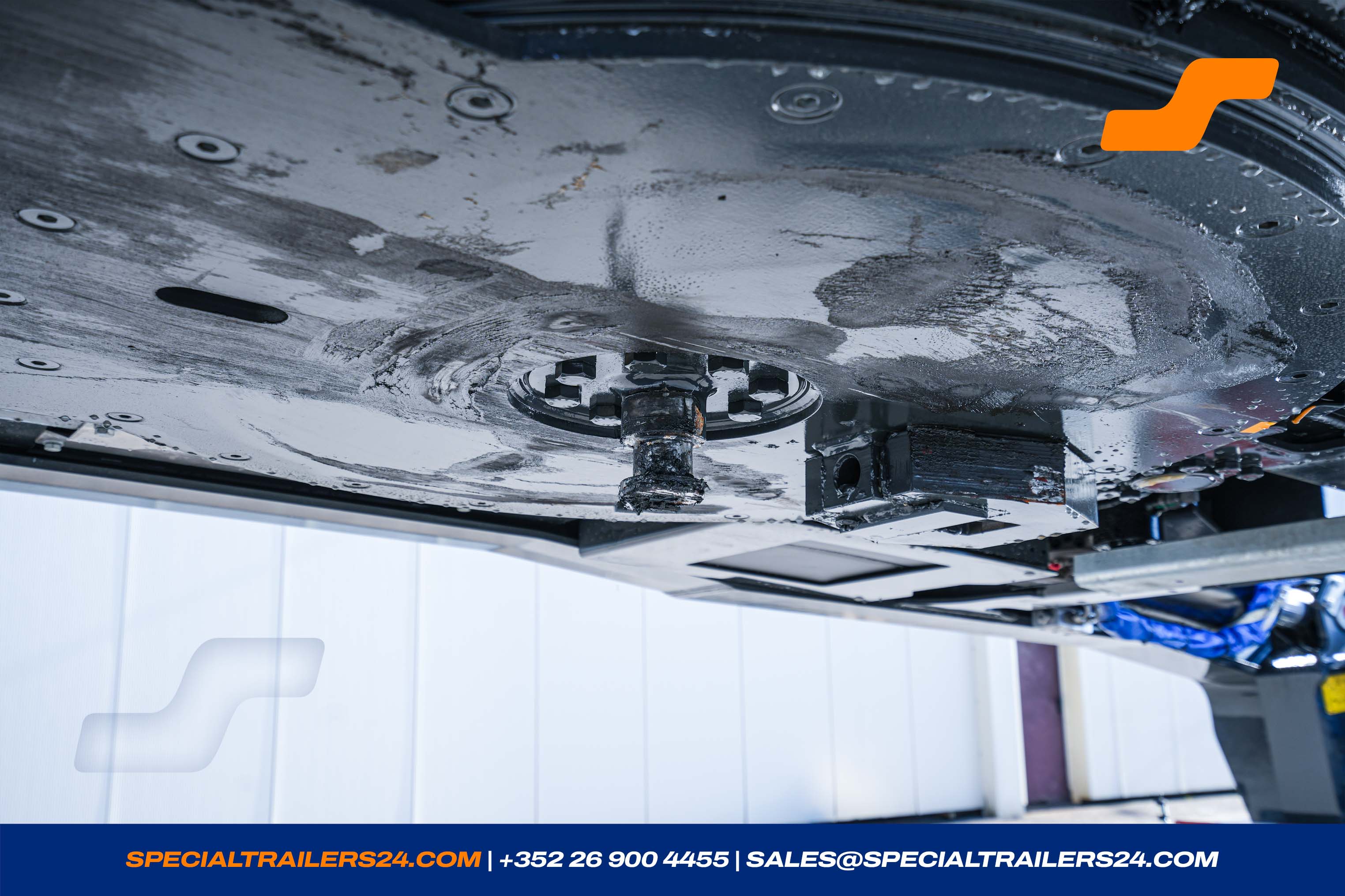 Lowbed trailer Faymonville MegaMAX Vehicle for sale