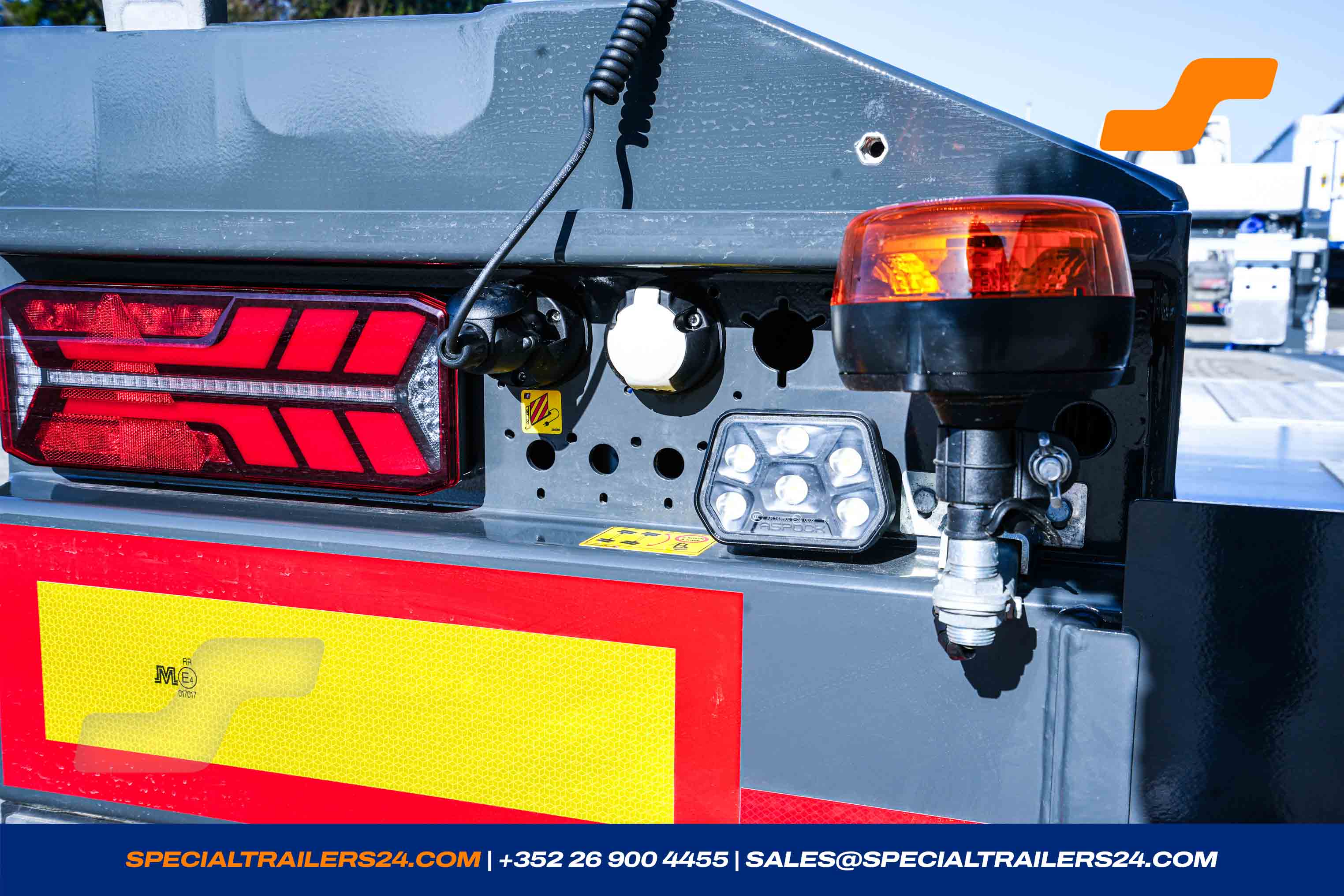 Lowbed trailer Faymonville MegaMAX Vehicle for sale