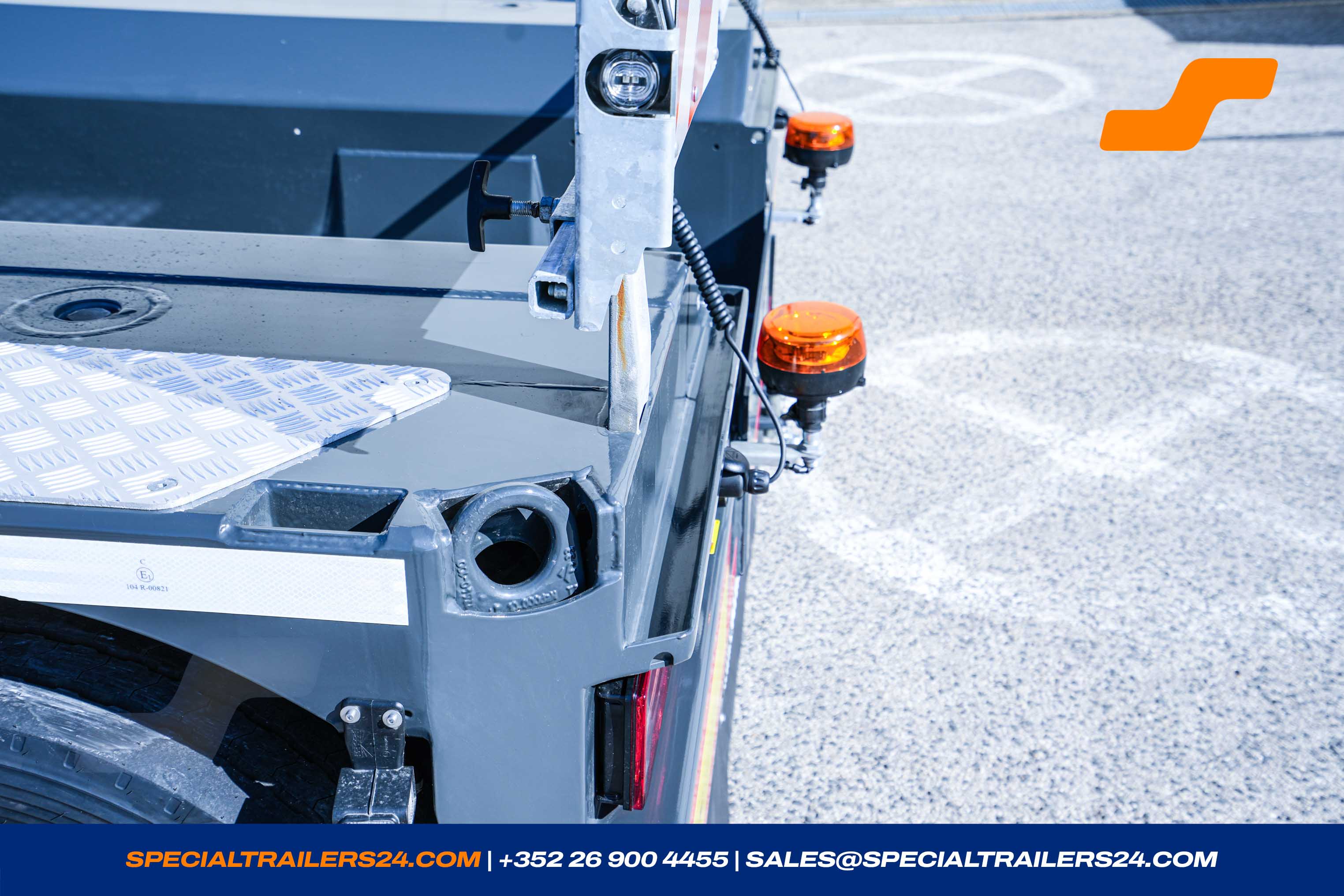 Lowbed trailer Faymonville MegaMAX Vehicle for sale