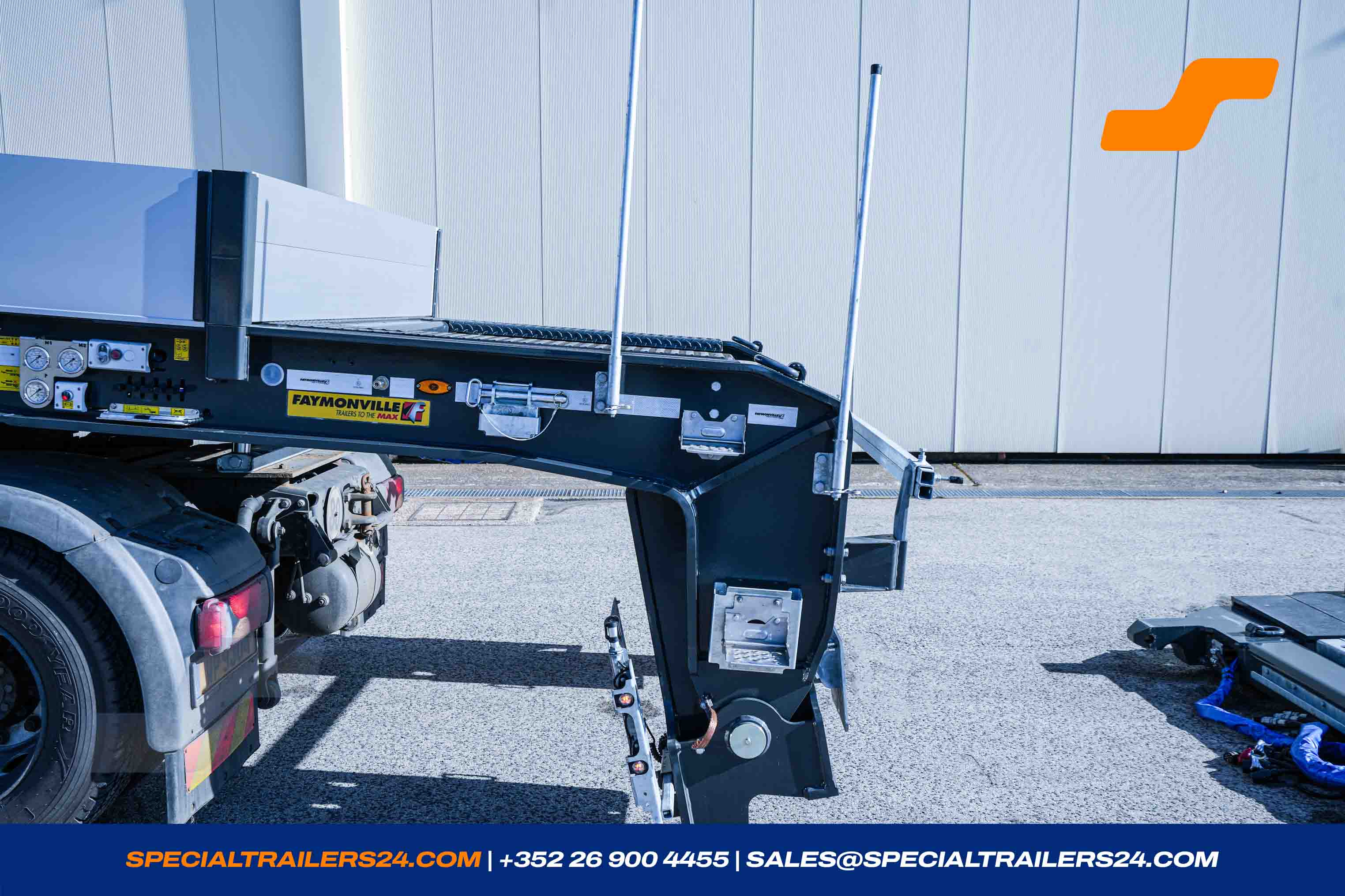 Lowbed trailer Faymonville MegaMAX Vehicle for sale