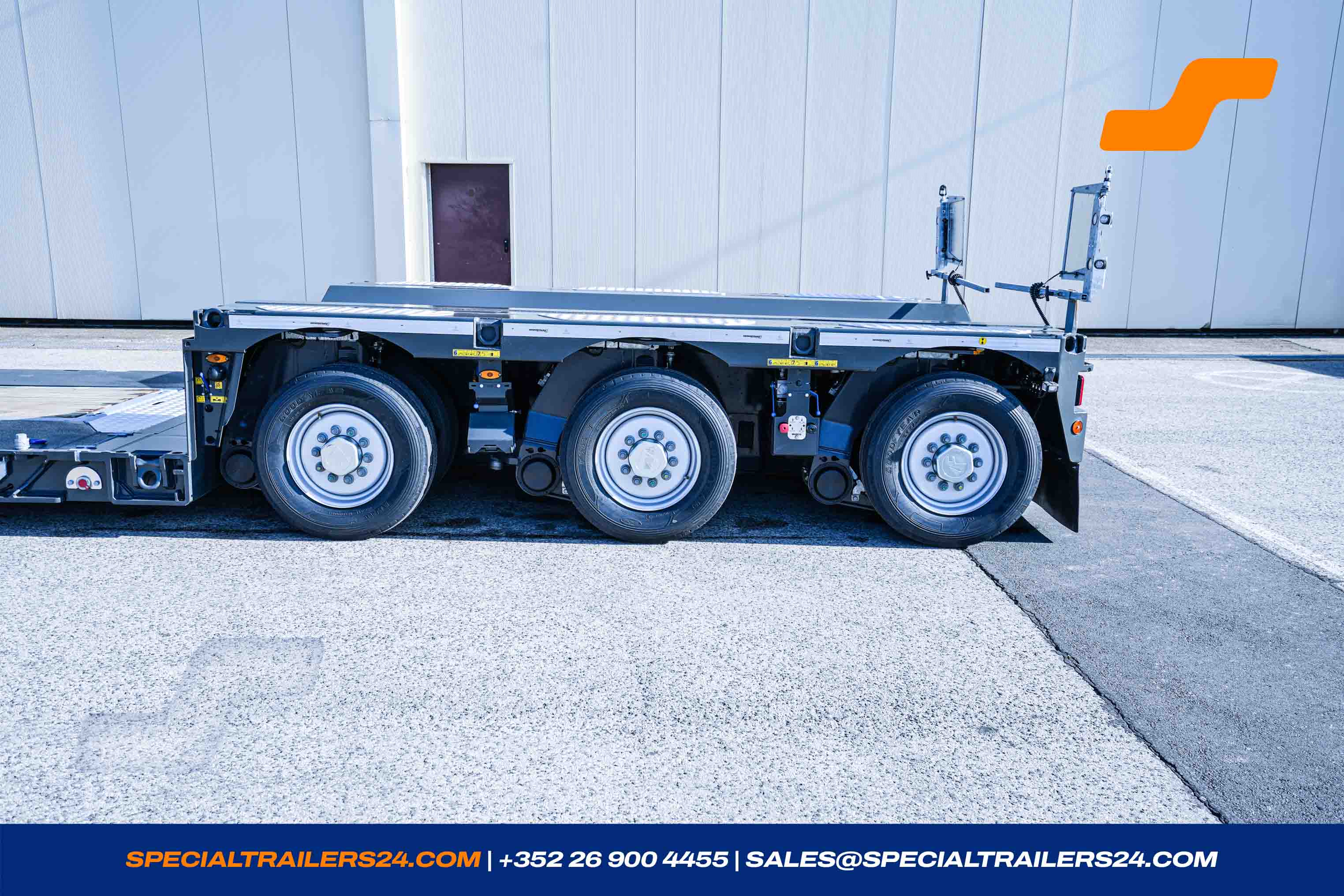 Lowbed trailer Faymonville MegaMAX Vehicle for sale