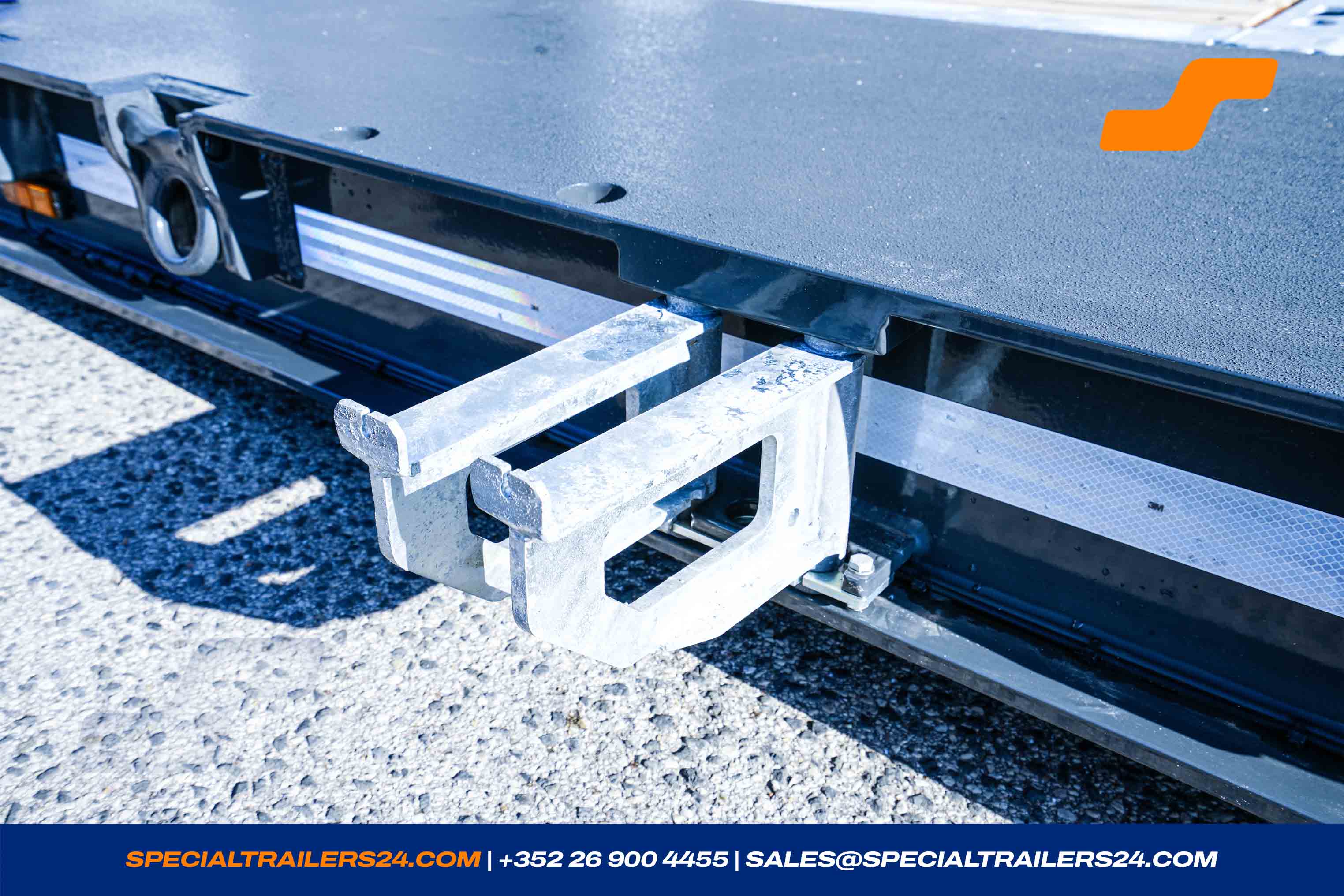 Lowbed trailer Faymonville MegaMAX Vehicle for sale